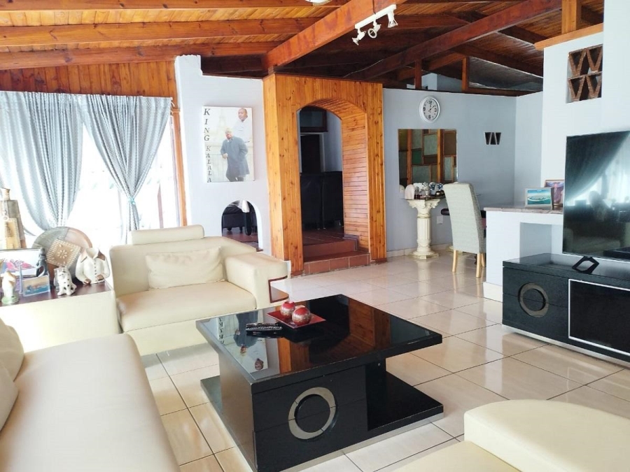 5 Bedroom Property for Sale in Sasolburg Free State